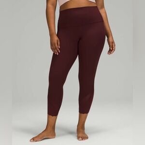 Lululemon‎ Wunder Under Scallop Leggings Size 16 Red Merlot 23” Crop